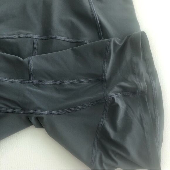 Lululemon lab Nulux and Mesh One-Piece 8" Anchor - Picture 16 of 17